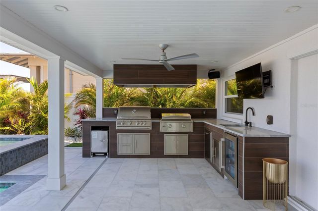 631 HARBOR ISLAND, Clearwater Beach, FL 33767