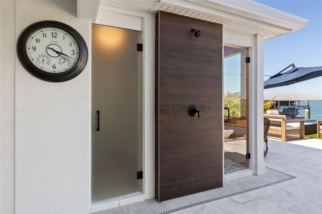 631 HARBOR ISLAND, Clearwater Beach, FL 33767