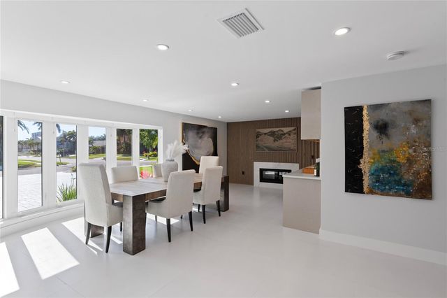 631 HARBOR ISLAND, Clearwater Beach, FL 33767