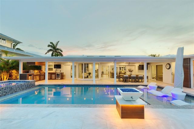 631 HARBOR ISLAND, Clearwater Beach, FL 33767