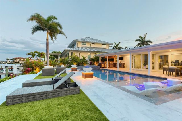 631 HARBOR ISLAND, Clearwater Beach, FL 33767