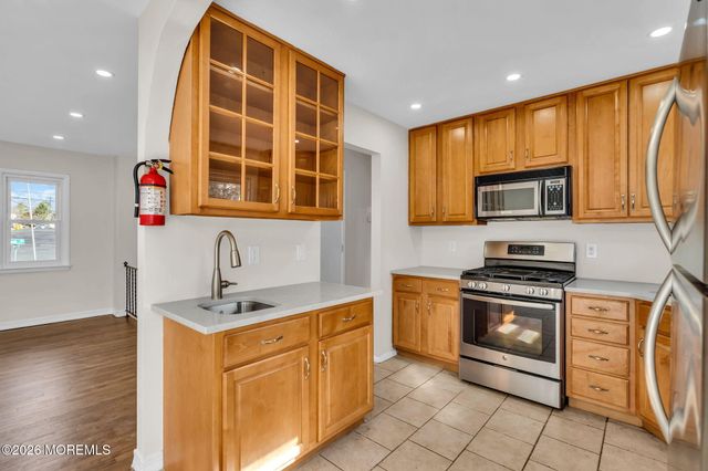 7 Spruce Terrace, Jackson, NJ 08527