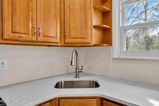 7 Spruce Terrace, Jackson, NJ 08527