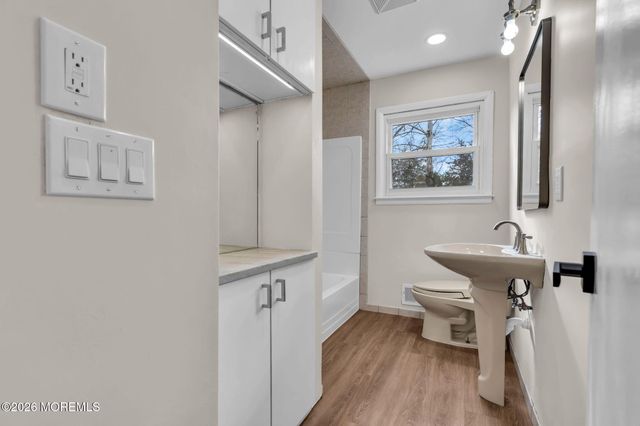 7 Spruce Terrace, Jackson, NJ 08527