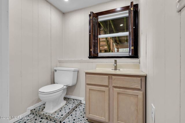 7 Spruce Terrace, Jackson, NJ 08527