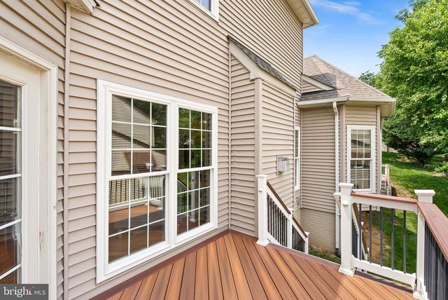 803 KENNETH PL SE, Leesburg, VA 20175