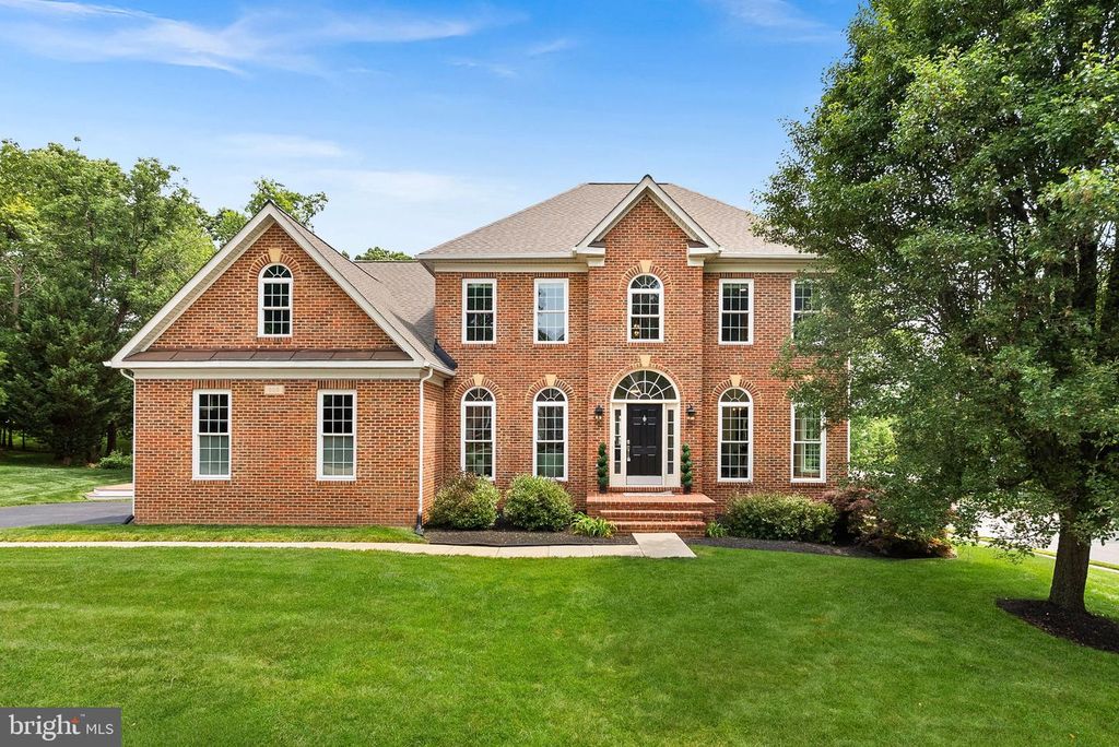 803 KENNETH PL SE, Leesburg, VA 20175