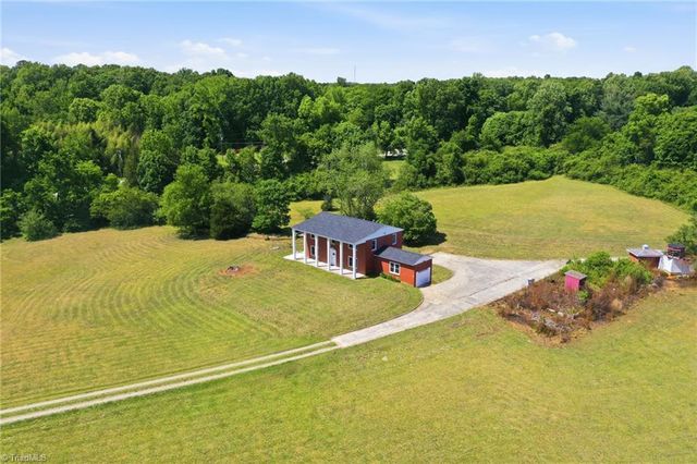 2016 Haw River Hopedale Road, Burlington, NC 27217