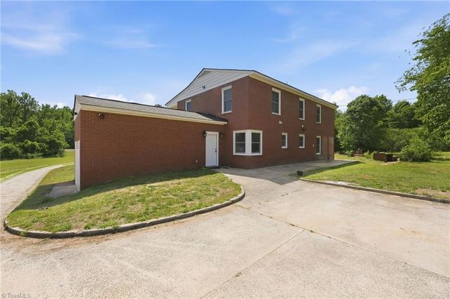 2016 Haw River Hopedale Road, Burlington, NC 27217