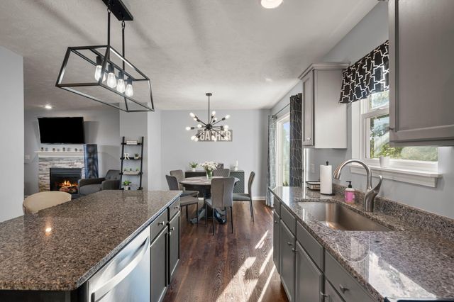 3653 Sun Ridge Drive, Jamestown Twp, MI 49426