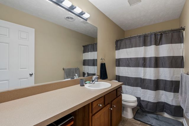 3653 Sun Ridge Drive, Jamestown Twp, MI 49426