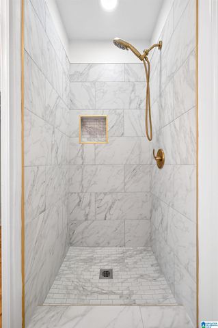 800 NELSON ROAD, Oxford, AL 36203