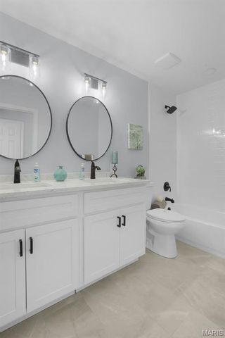215 Ranchmoor Trail, Ellisville, MO 63011