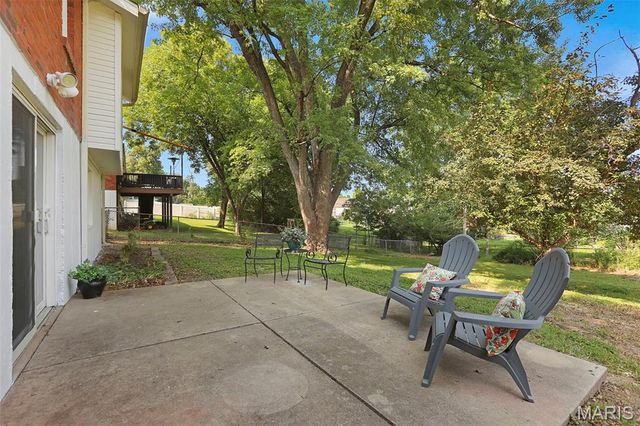 215 Ranchmoor Trail, Ellisville, MO 63011