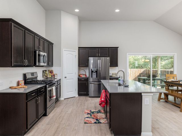 2328 Singletree BND, Georgetown, TX 78628