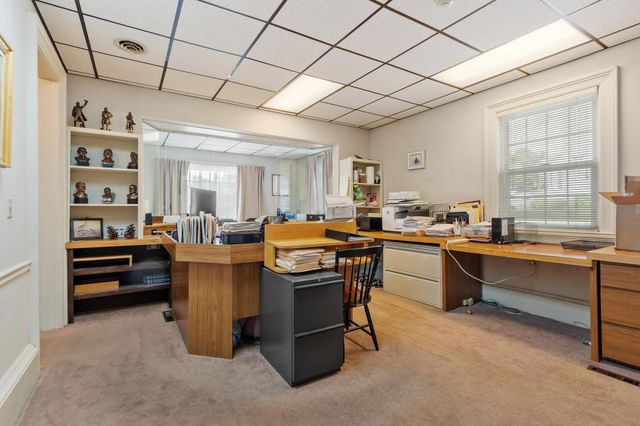 77 Merriam Ave, Leominster, MA 01453