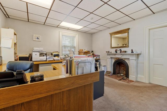77 Merriam Ave, Leominster, MA 01453
