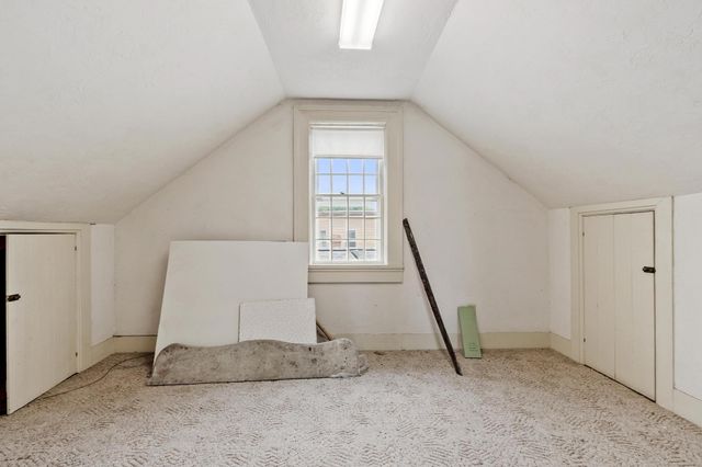 77 Merriam Ave, Leominster, MA 01453
