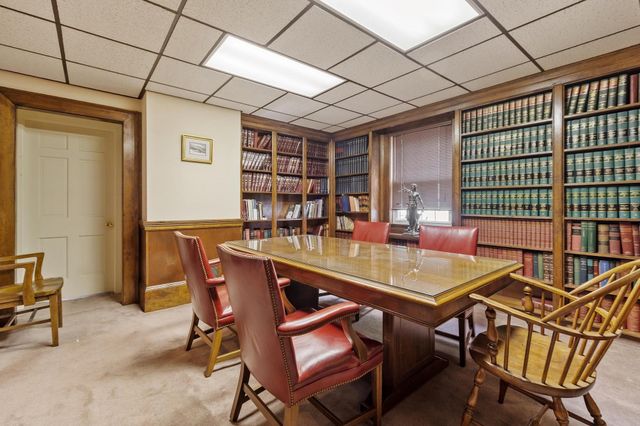 77 Merriam Ave, Leominster, MA 01453