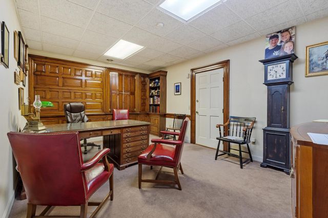 77 Merriam Ave, Leominster, MA 01453