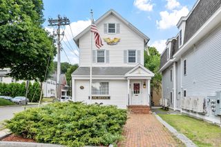 77 Merriam Ave, Leominster, MA 01453