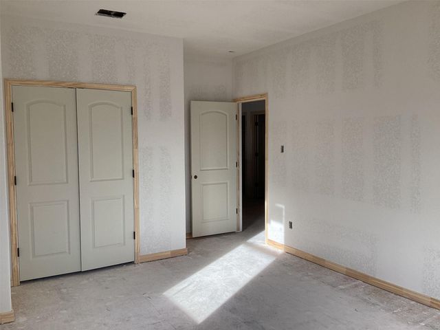 141 Clover BND, Liberty Hill, TX 78642