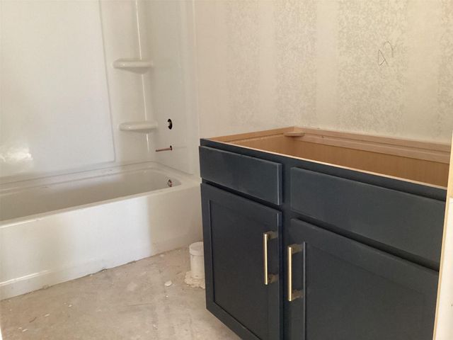 141 Clover BND, Liberty Hill, TX 78642