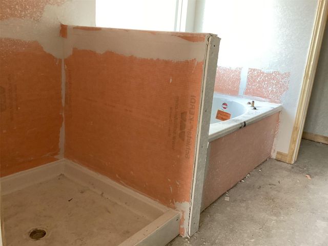 141 Clover BND, Liberty Hill, TX 78642