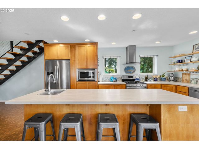 2706 Sw 6TH Ave, Camas, WA 98607