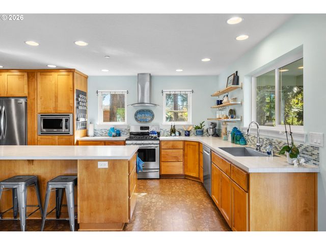 2706 Sw 6TH Ave, Camas, WA 98607