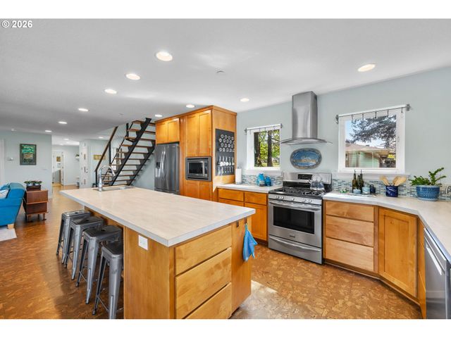 2706 Sw 6TH Ave, Camas, WA 98607
