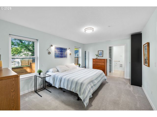 2706 Sw 6TH Ave, Camas, WA 98607