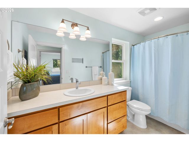 2706 Sw 6TH Ave, Camas, WA 98607