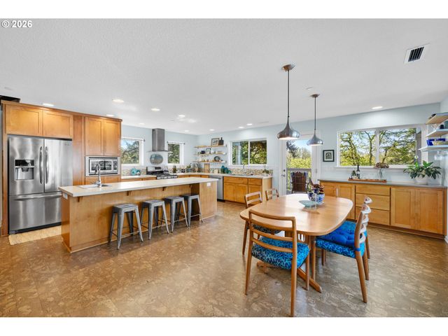 2706 Sw 6TH Ave, Camas, WA 98607