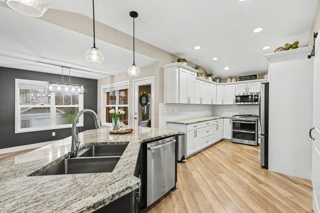 1070 Hawkins Court, Kalamazoo, MI 49009