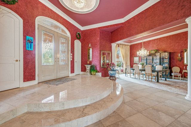 2002 W Emerald Bend Court, Granbury, TX 76049