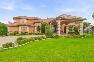 2002 W Emerald Bend Court, Granbury, TX 76049