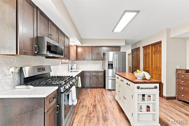 3065 Winding River Drive, St Charles, MO 63303