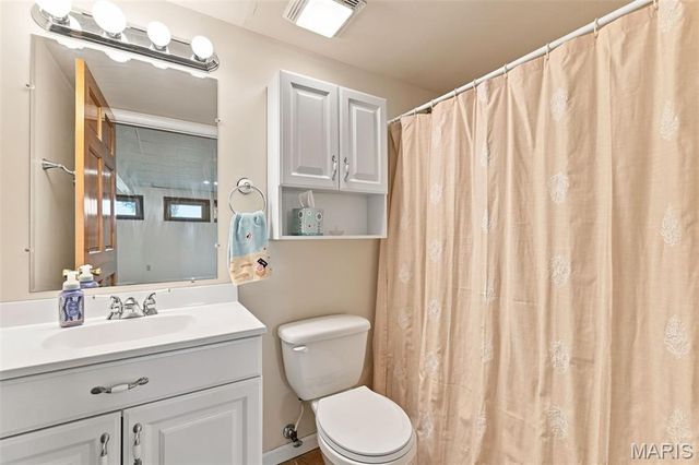 3065 Winding River Drive, St Charles, MO 63303
