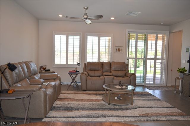 5528 Eleganza Avenue, Pahrump, NV 89061