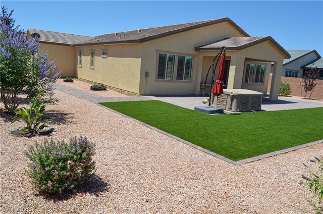 5528 Eleganza Avenue, Pahrump, NV 89061
