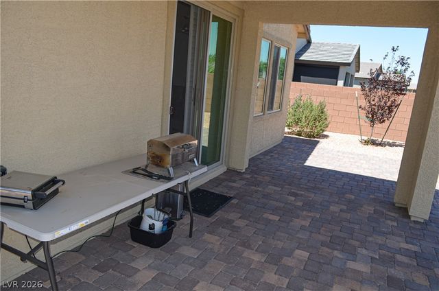 5528 Eleganza Avenue, Pahrump, NV 89061