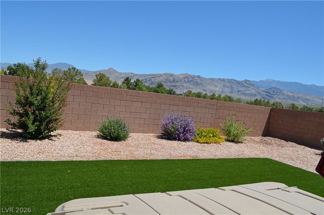 5528 Eleganza Avenue, Pahrump, NV 89061