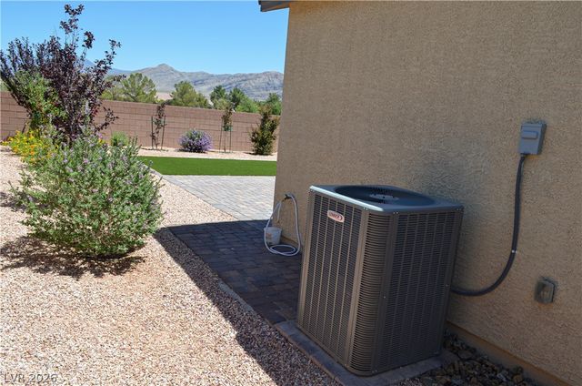 5528 Eleganza Avenue, Pahrump, NV 89061