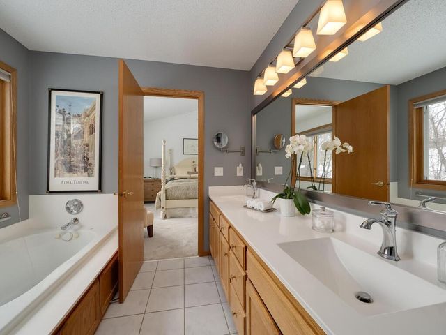 1020 Fernbrook Lane N, Plymouth, MN 55447