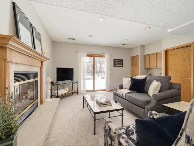 1020 Fernbrook Lane N, Plymouth, MN 55447