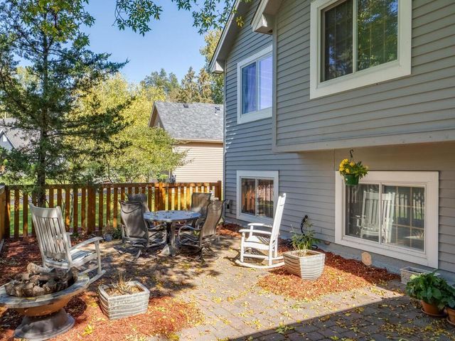 1020 Fernbrook Lane N, Plymouth, MN 55447