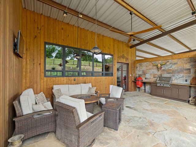 1746 S FM 372, Gainesville, TX 76240