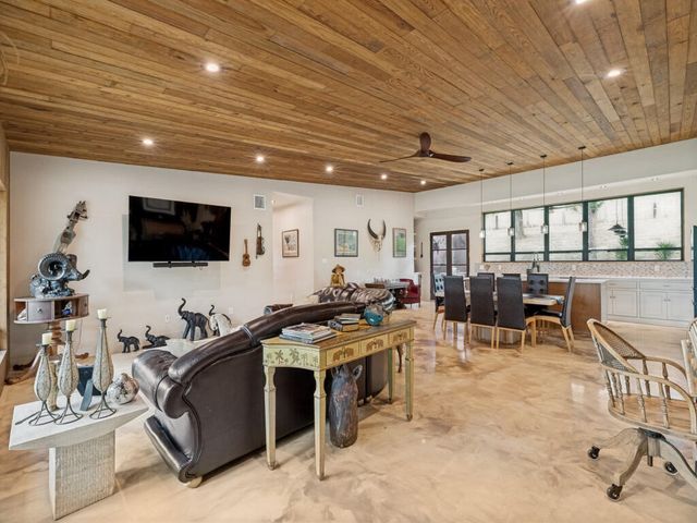 1746 S FM 372, Gainesville, TX 76240