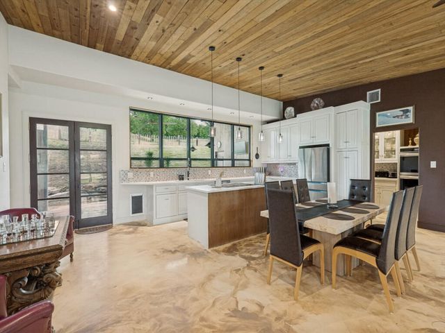 1746 S FM 372, Gainesville, TX 76240